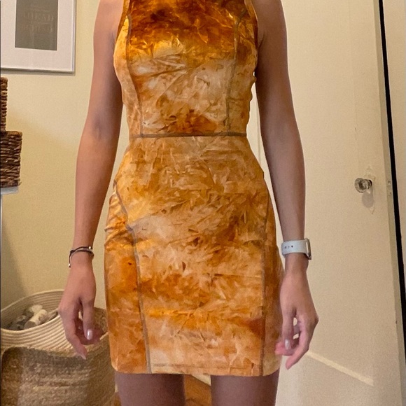 Dress by Aritzia - Picture 2 of 6
